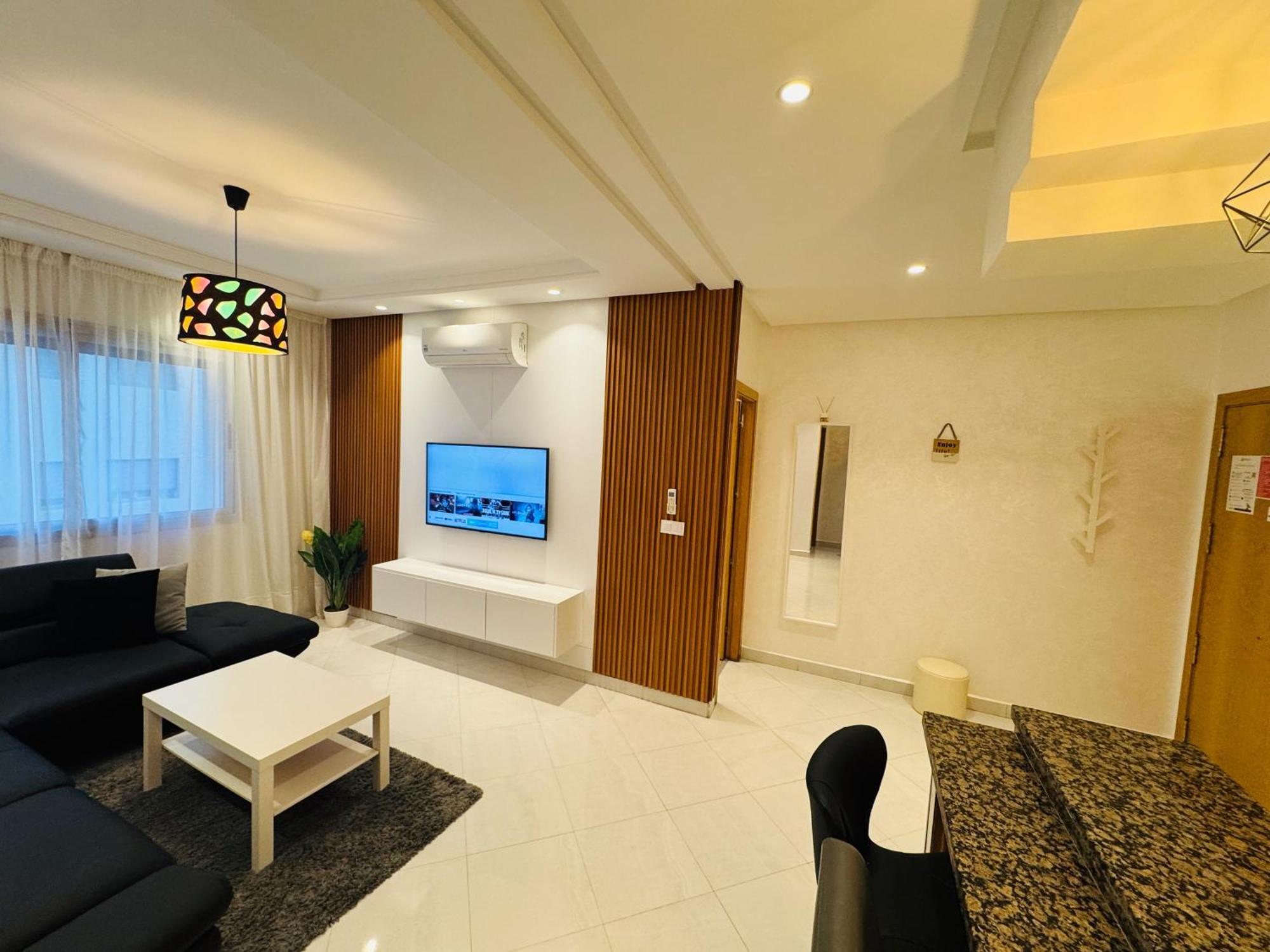 Modern Apartment In The Heart Of Танжер Экстерьер фото